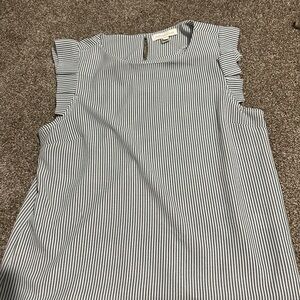 Monteau Cream Ruffled Sleeveless Blouse